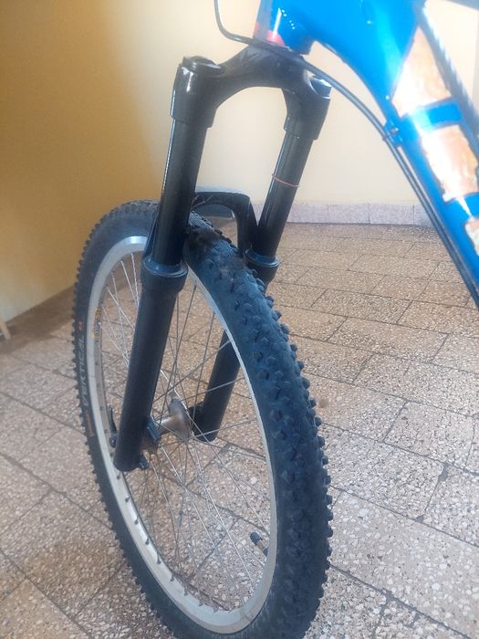 Vând bicicletă Cube MTB