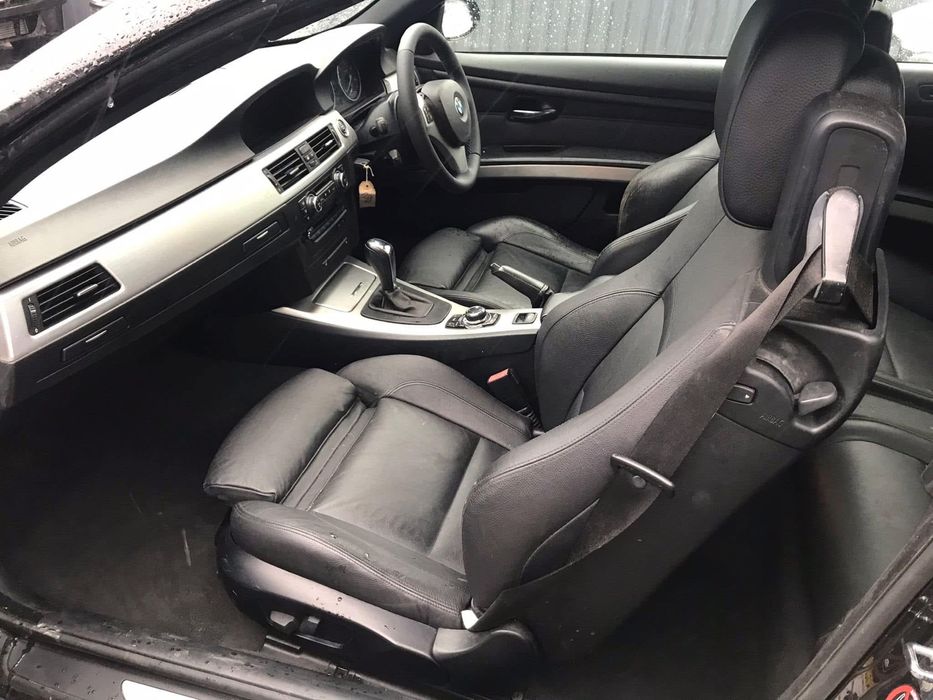 Dezmembrez BMW 330d E93,Motor 3.0d 245cp N57 ,NAVI CIC, volan M