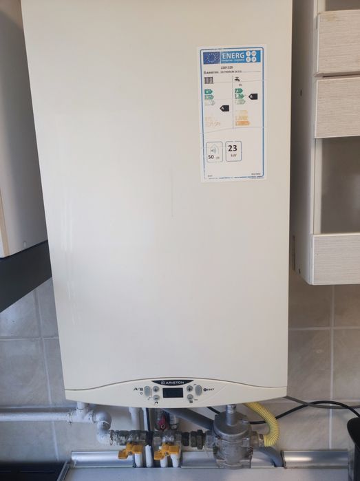 Centrala termica Ariston