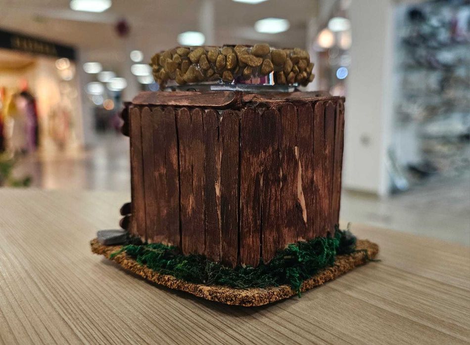 Căsuță decorativă suport de lumânări handmade