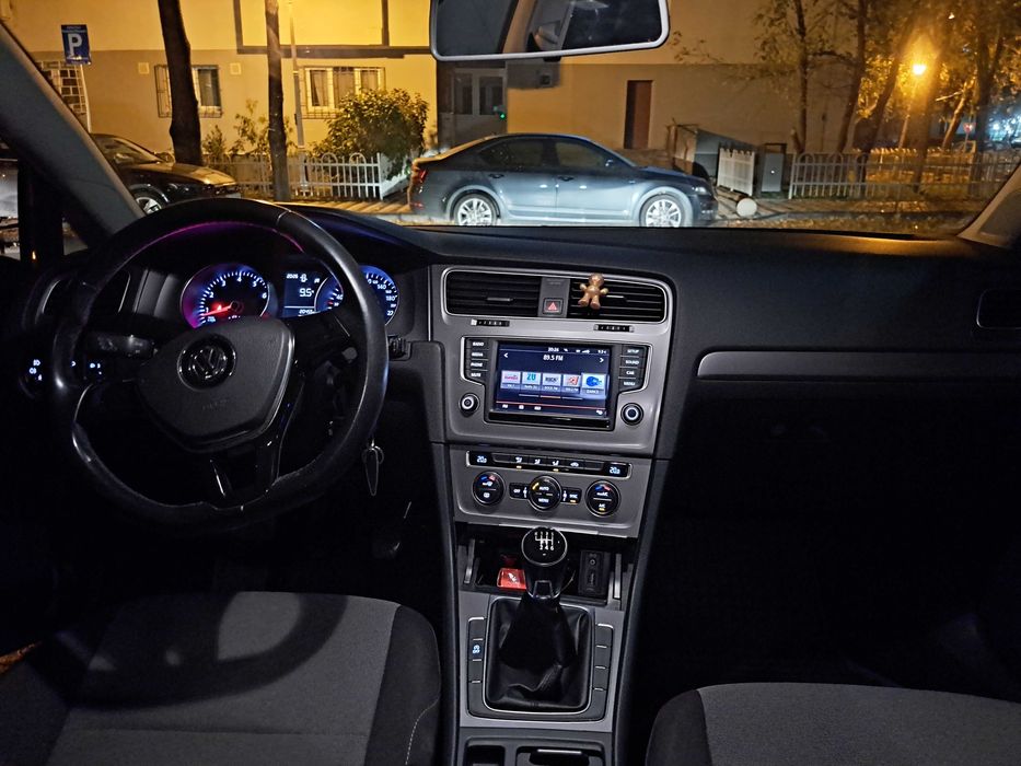 Volkswagen Golf 7 1.2 Tsi 110cp benzina unic proprietar
