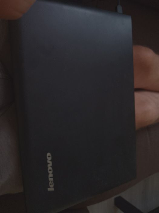 Продавам лаптоп lenovo z50