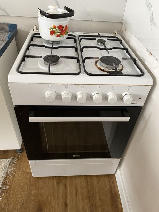 Продам Газовые плита 15000 тг