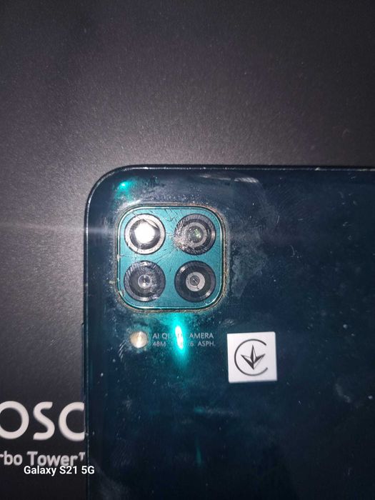 Huawei P40 Lite - ecran spart