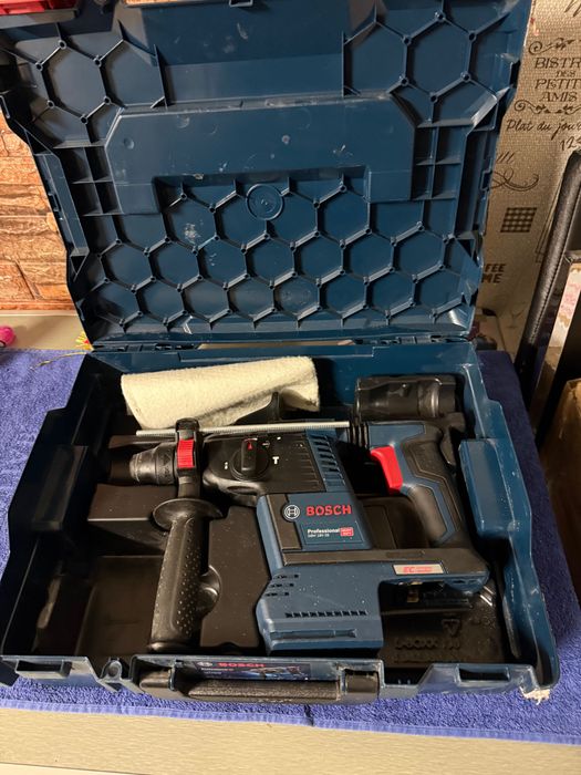 Ciocan Rotopercutor BoScH