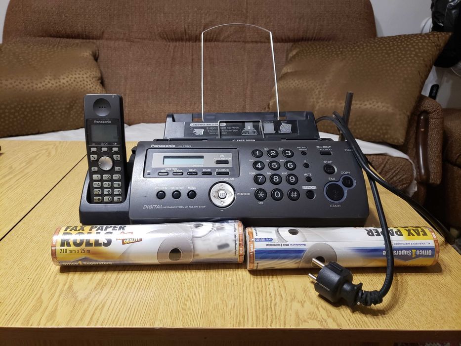 Продавам Panasonic, модел KX-FC228FX - телефон + факс + секретар