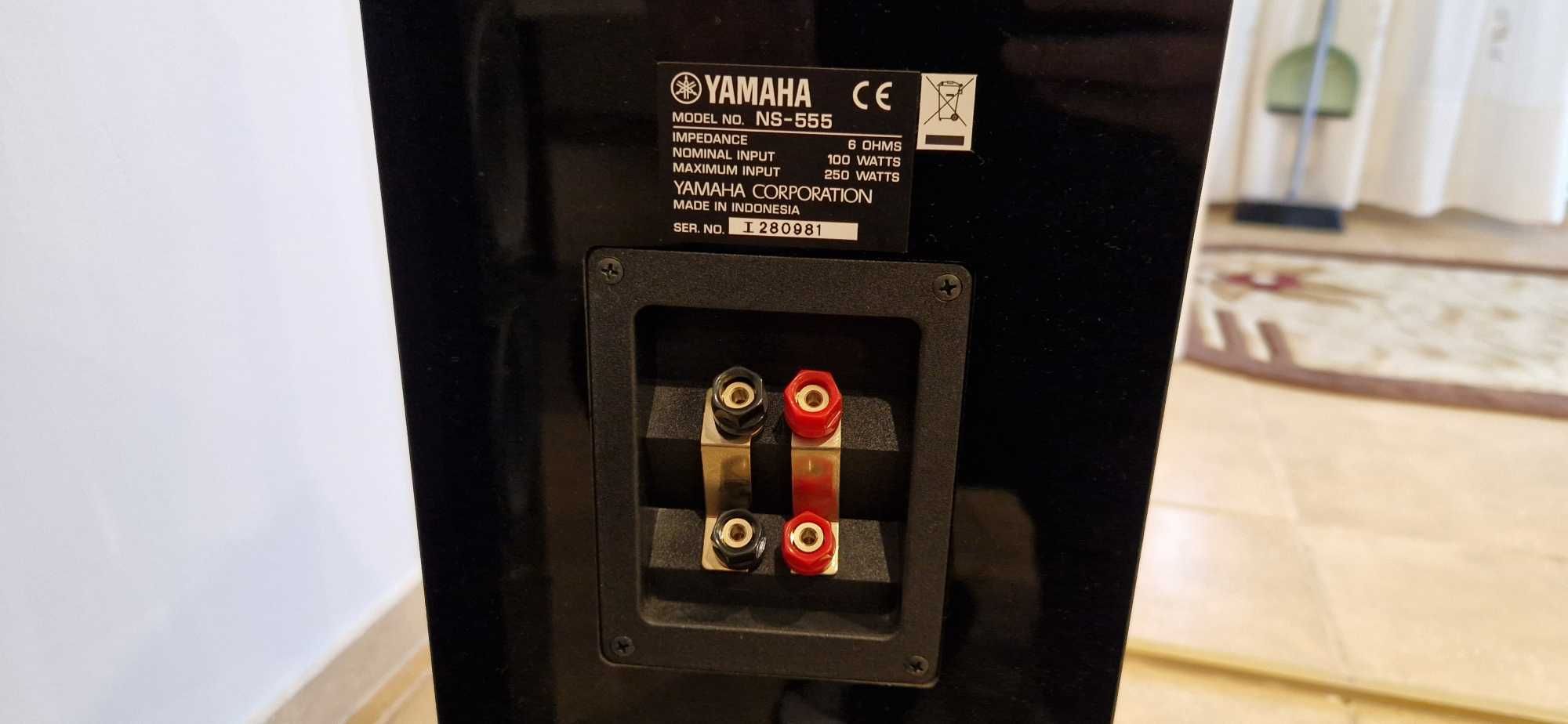Boxe de podea Yamaha NS-555 Piano-Black impecabile