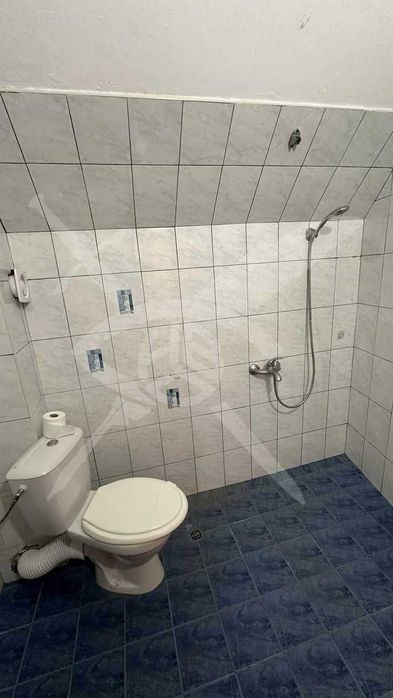 Дава се под наем Четиристаен апартамент в Варна, Бриз - 120 кв.м за 700 € - Снимка #7