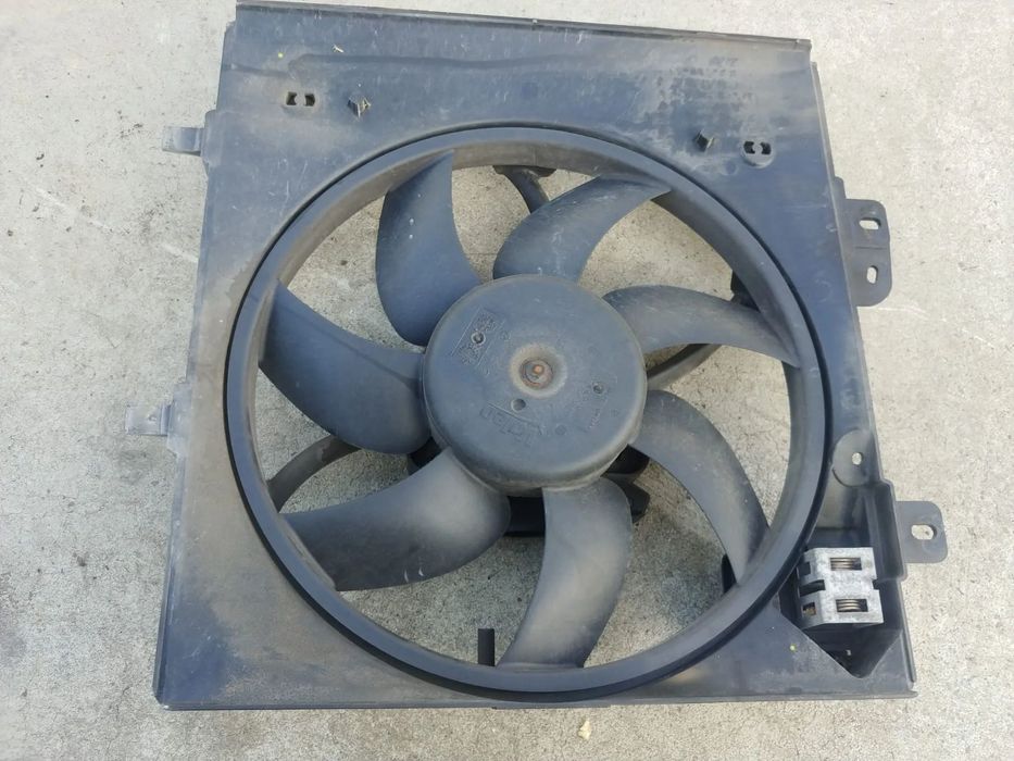 electroventilator 1.4b 8fp  peugeot 208 96372a01