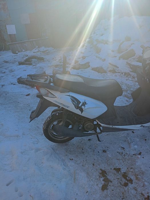 Продам скутер 80 куб
