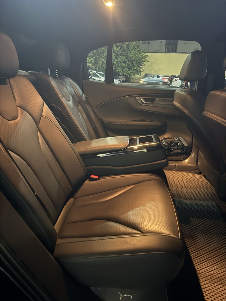 Hongqi Хонжи E-QM5 Kraska Top Toza 2024 Yil 450. Tali