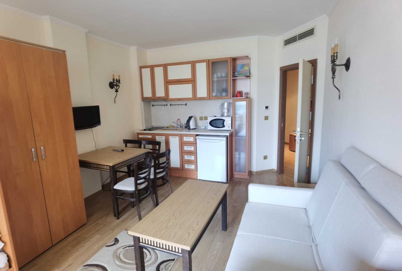 Продава се Двустаен апартамент в Свети Влас - 70 кв.м за 438 €/кв.м - Снимка #7