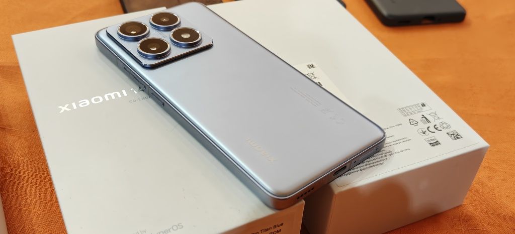 Xiaomi 14T Pro 12GB/512GB–Leica камера, като нов + кейсове + гаранция