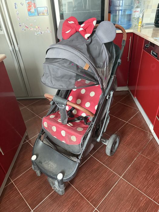 Коляска детская прогулочная