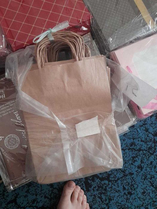 Подаричный пакетлар сотилади