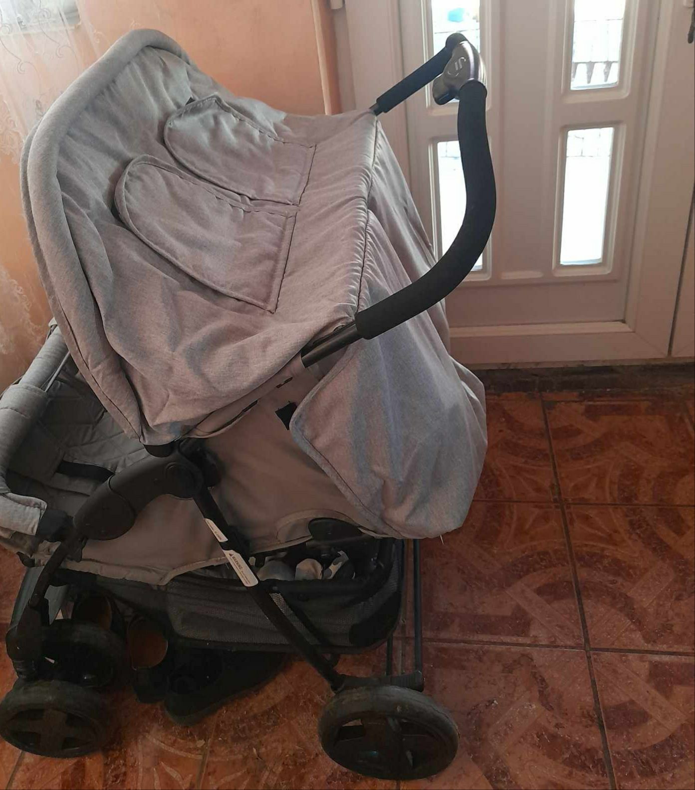 Cărucior pentru gemeni