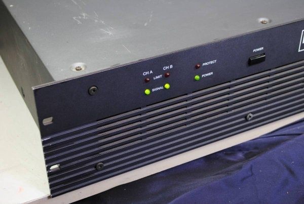 Electro Voice CPS 2 stereo amplifier
