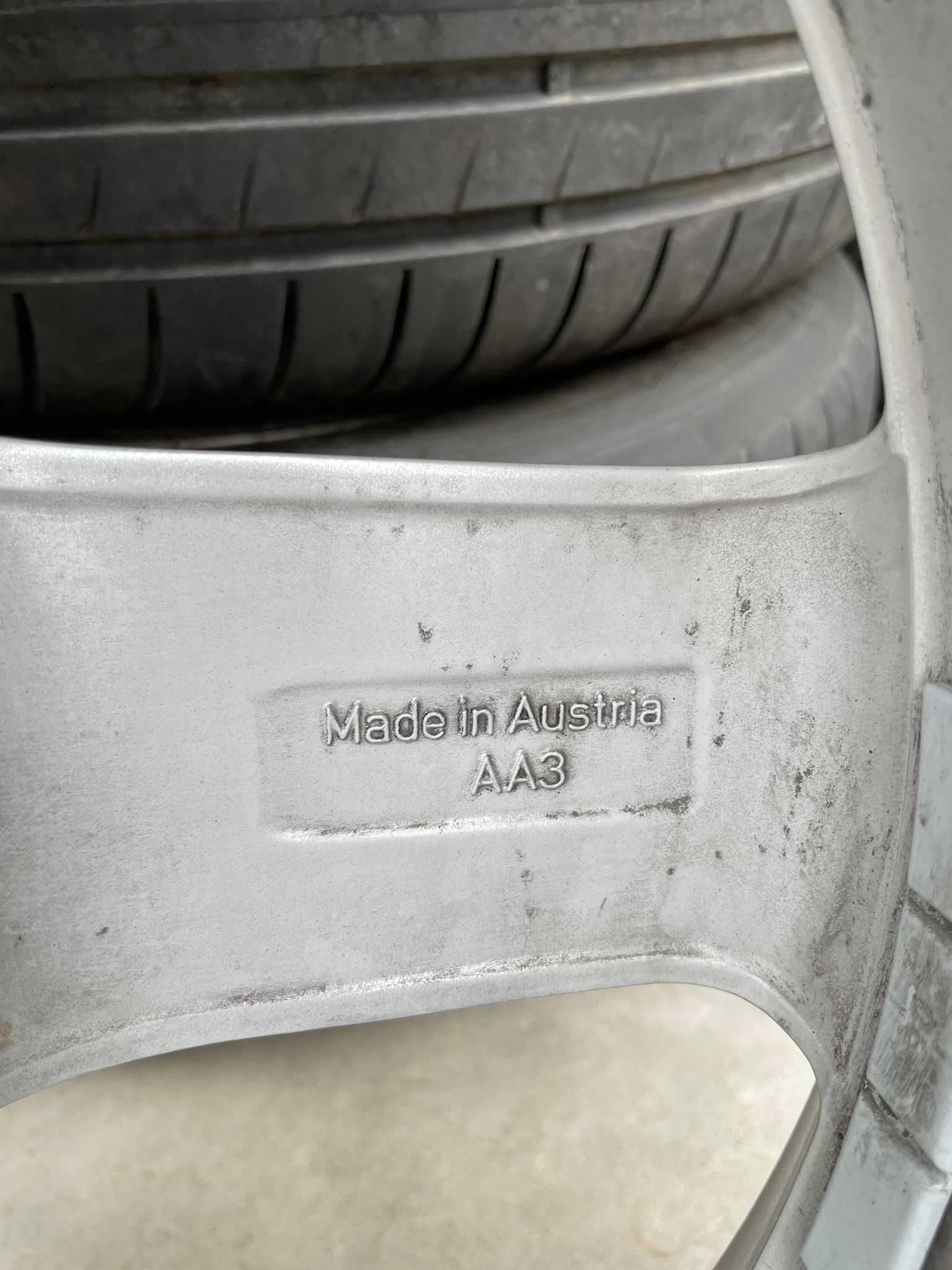 Jante Audi Q 235 55 18 GoodYear