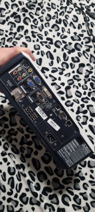 Videoproiector Mitsubishi xl 550 u