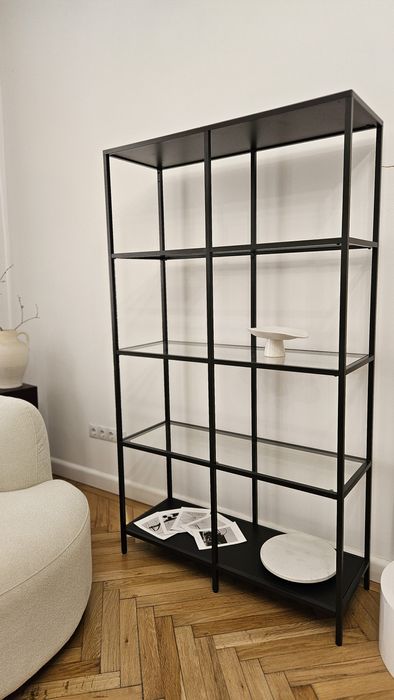Etajera Ikea metalica neagra cu sticla