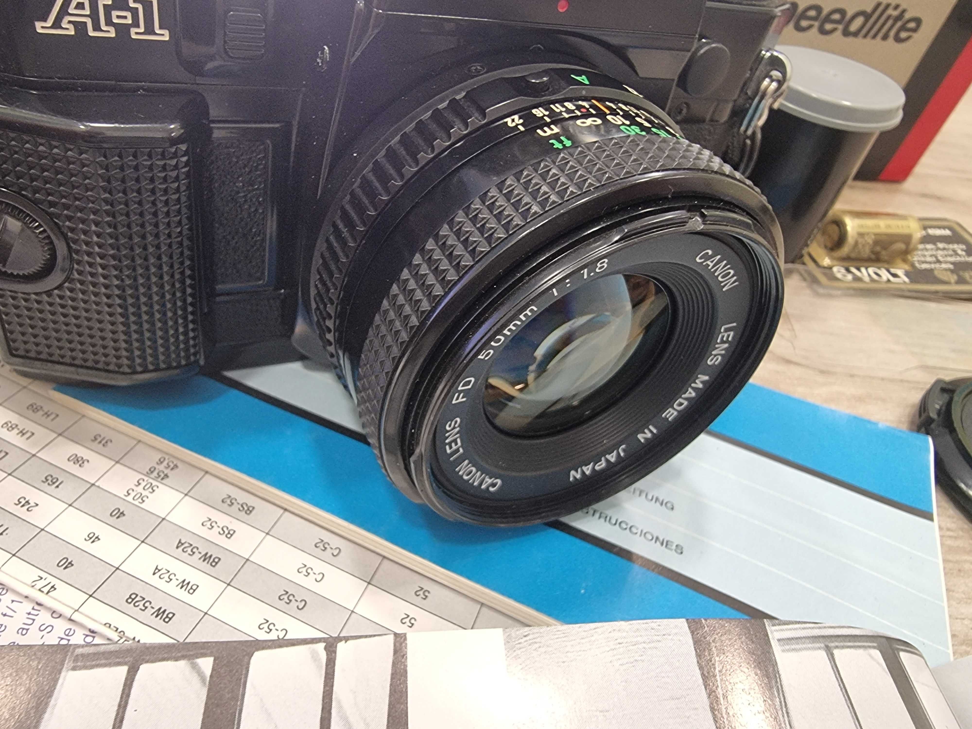 Лентов фотоапарат Canon A-1 A1 35mm Japan