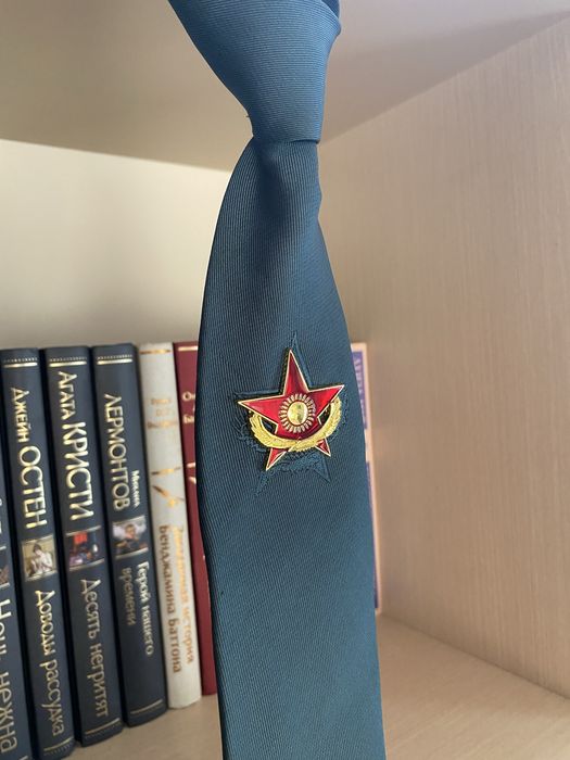 галстук АӘД +значок