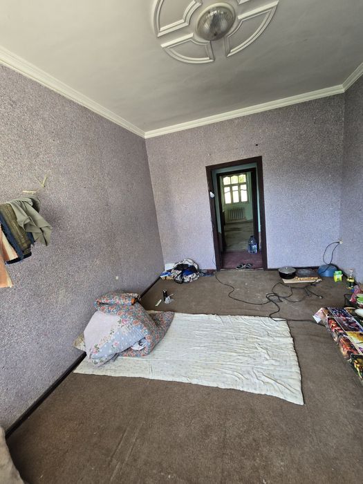 Чиланзар-19 1/1/4 без ремонта 34м² 42уе Мойка 50/50 Ватсап перекрёсток