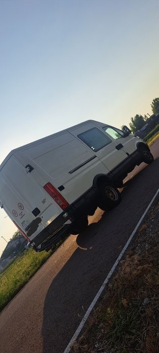 Vând iveco dayli