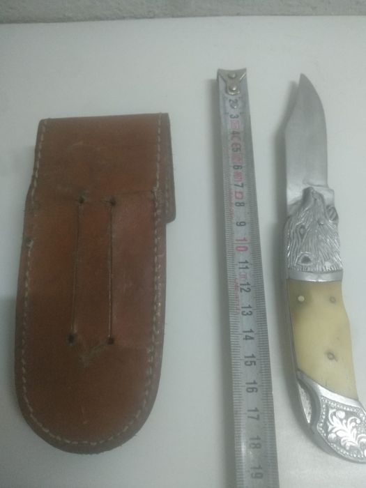 Briceag vechi cu teaca piele naturala