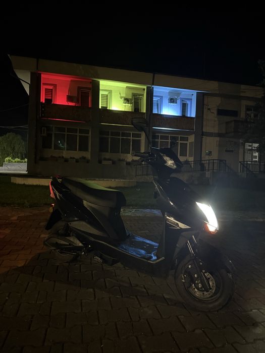 Scuter electric