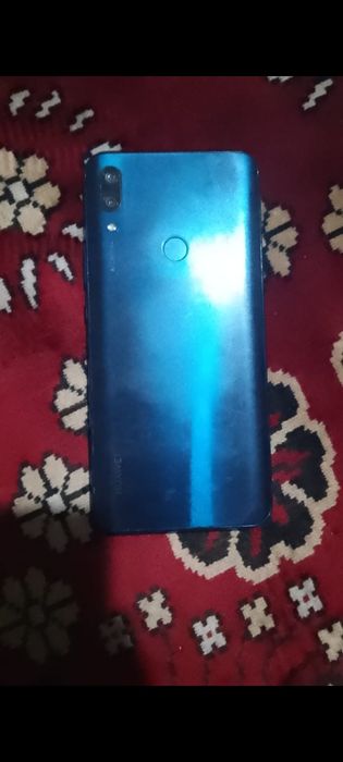 Продам телефон  срочно