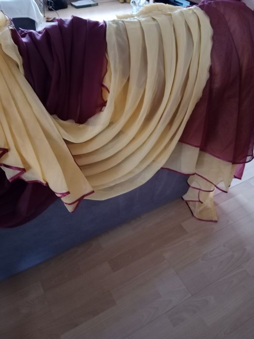 Два ламбрекена..