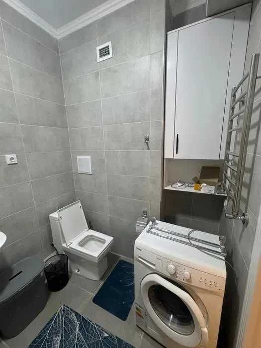 Сдаётся квартира 2-х комнатная 2/4 на Мирзо-Улугбекский 128*