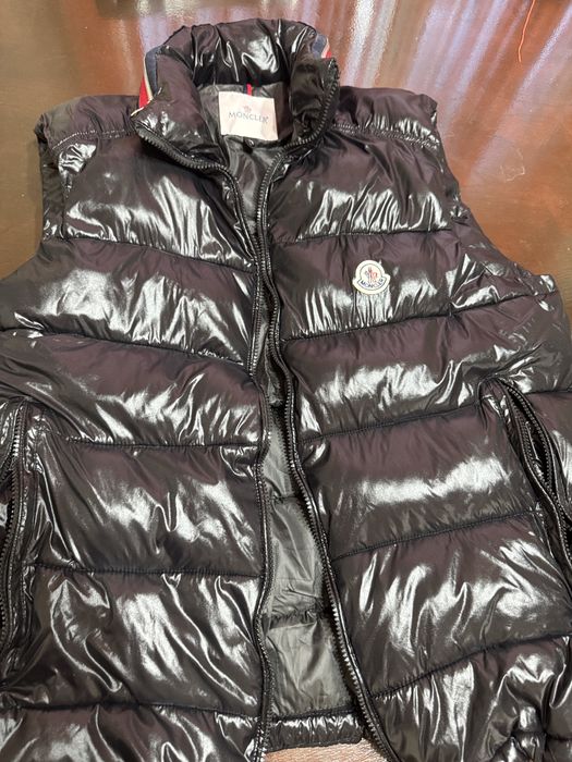 Moncler елече размер L