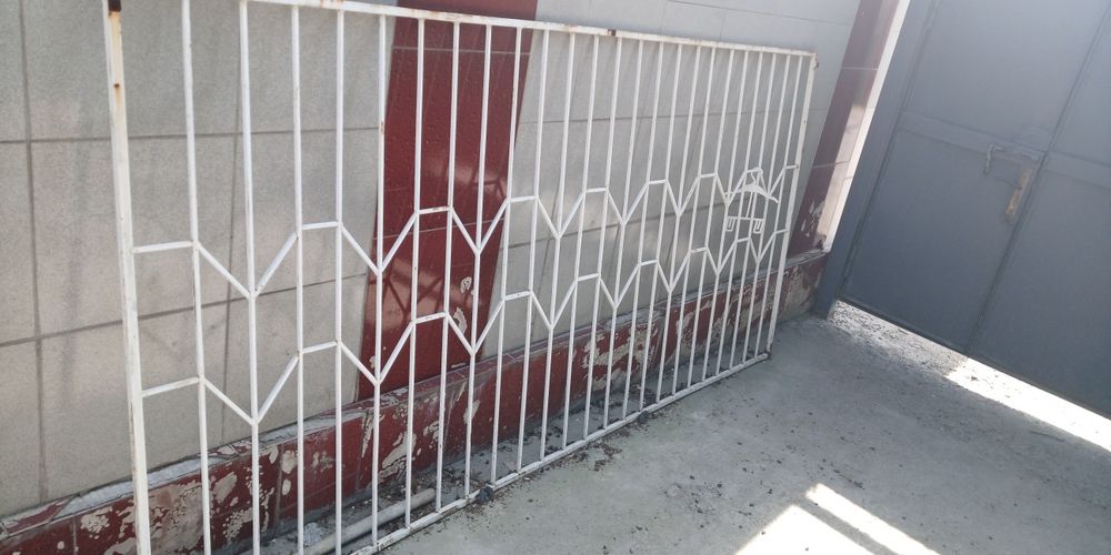 Продам решетку на витраж