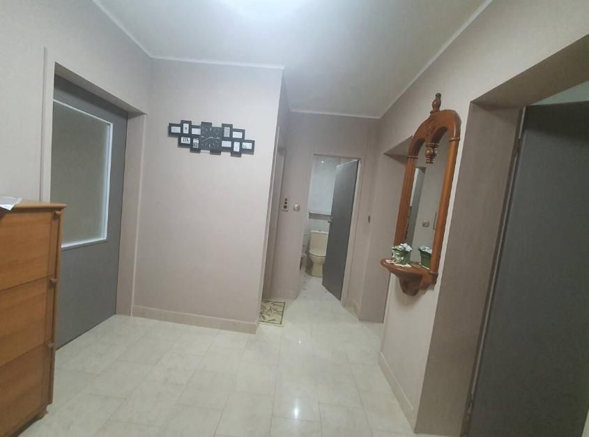 Дава се под наем Тристаен апартамент в Пловдив, Мараша - 107 кв.м за 600 € - Снимка #7