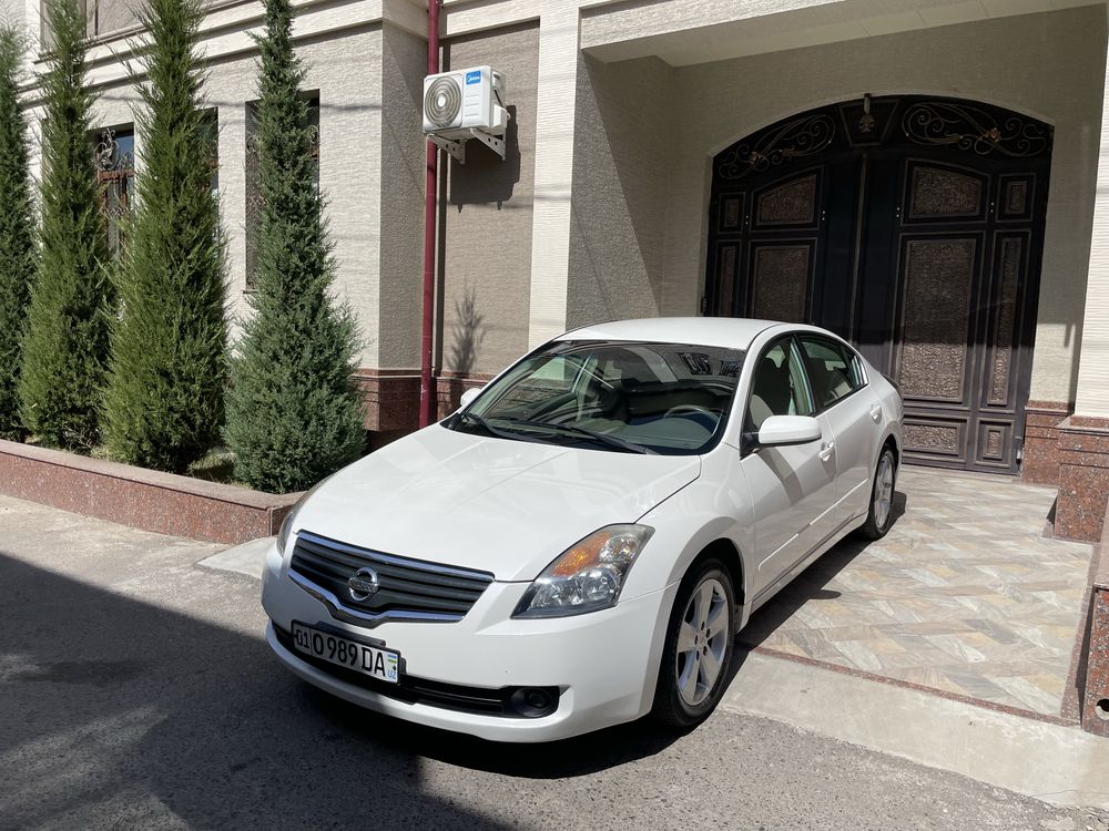 Nissan Altima 2008