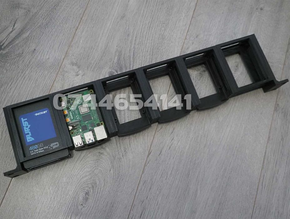 Carcasa Rack-Mount 1U pentru 4 x Raspberry Pi 4b si 4 x SSD