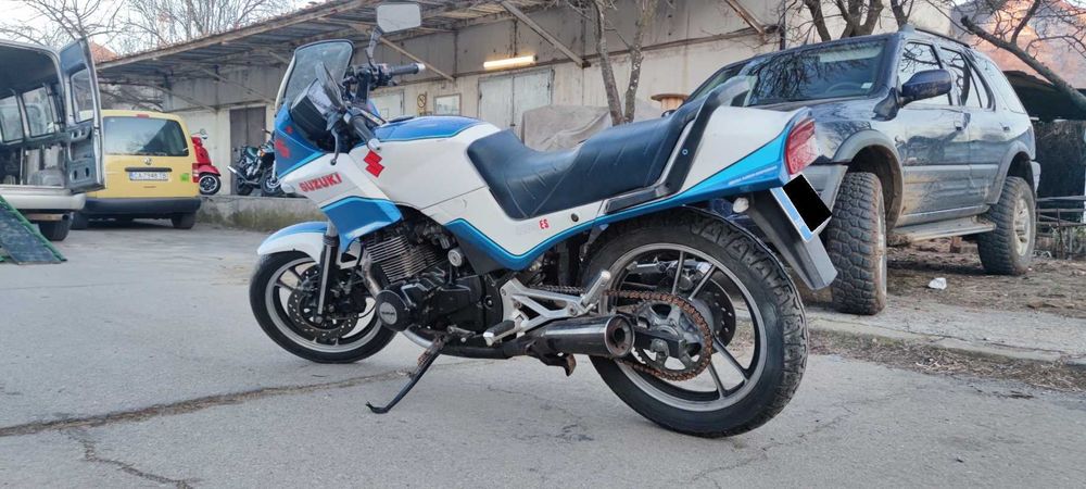 Suzuki GSX 550 ES 1986 година