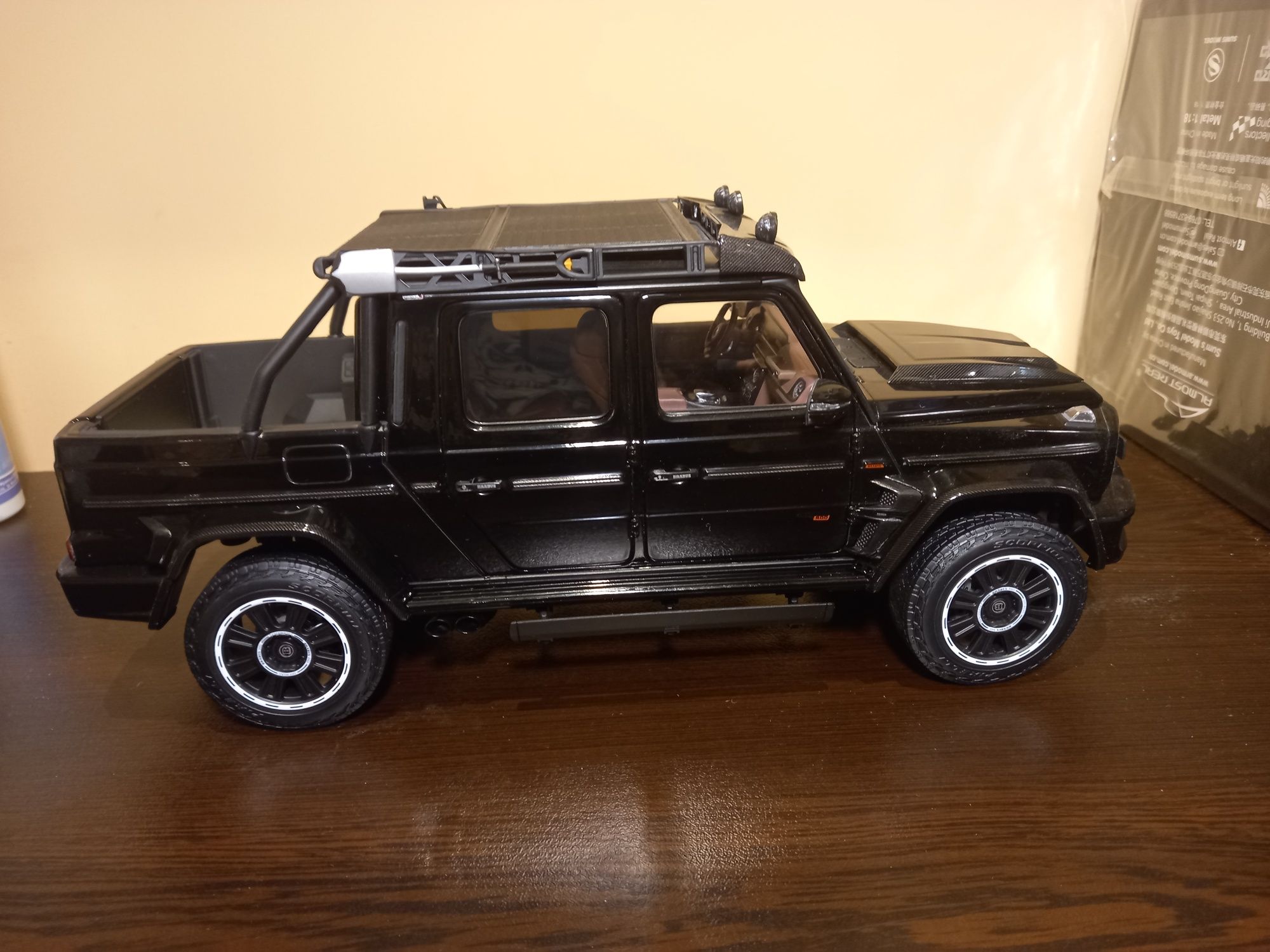 Brabus G 800 Adventure XLP 1:18 Almost Real