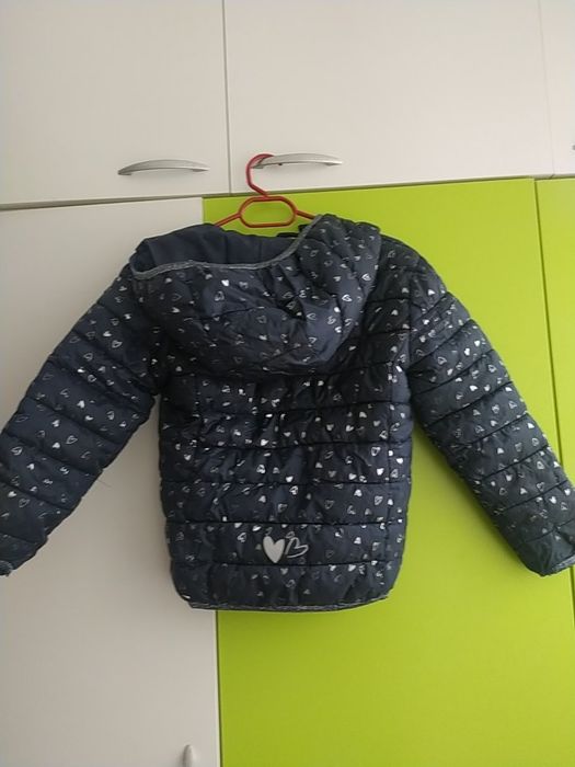 Олекотено яке за момиче