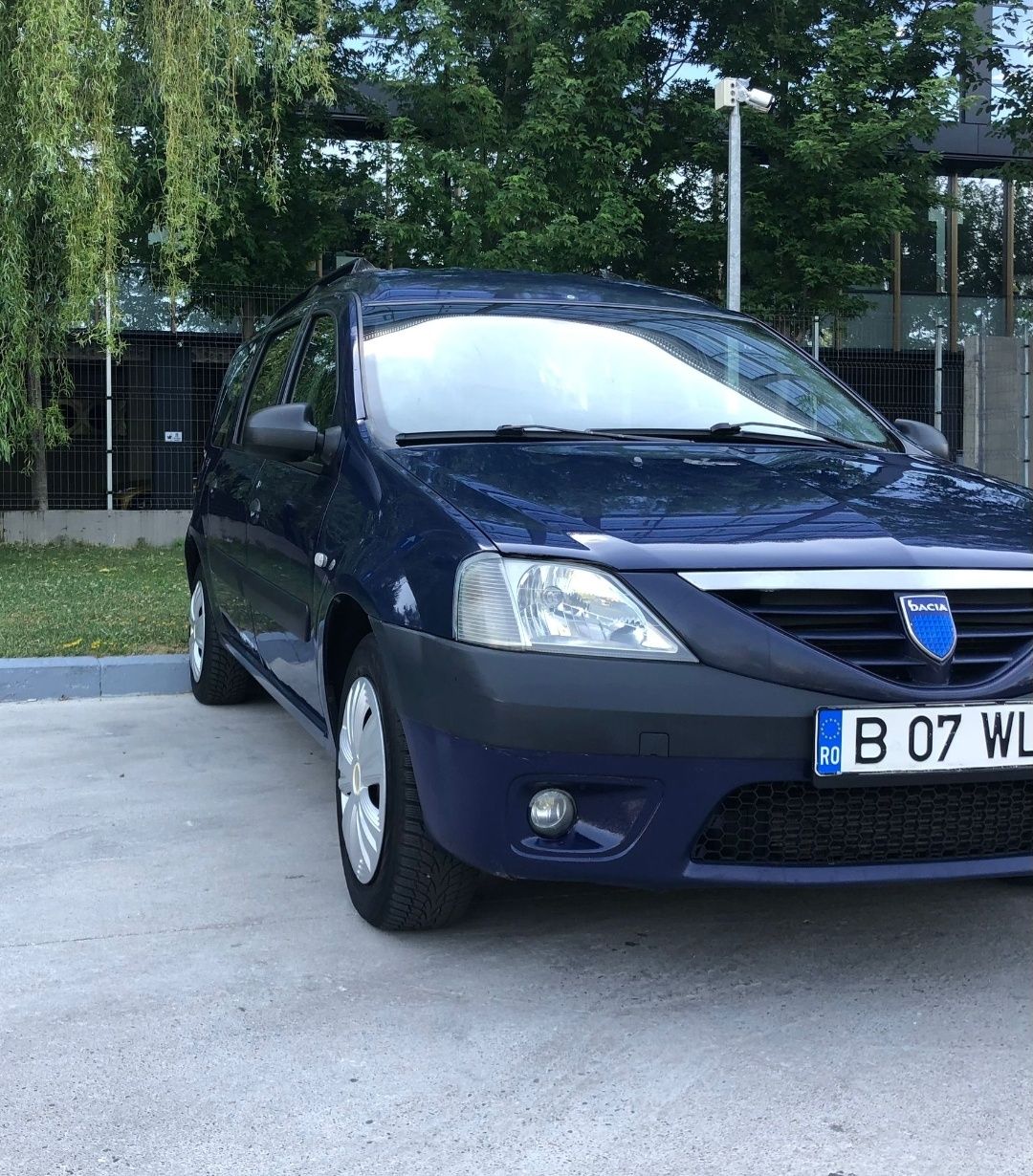 Vând Dacia MCV  nou