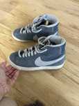 Adidasi nike albastri