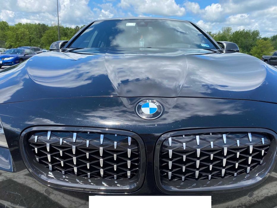 Grile Nari M Diamond BMW F10 F11 Negru Lucios cu Argintiu, Grila Dubla