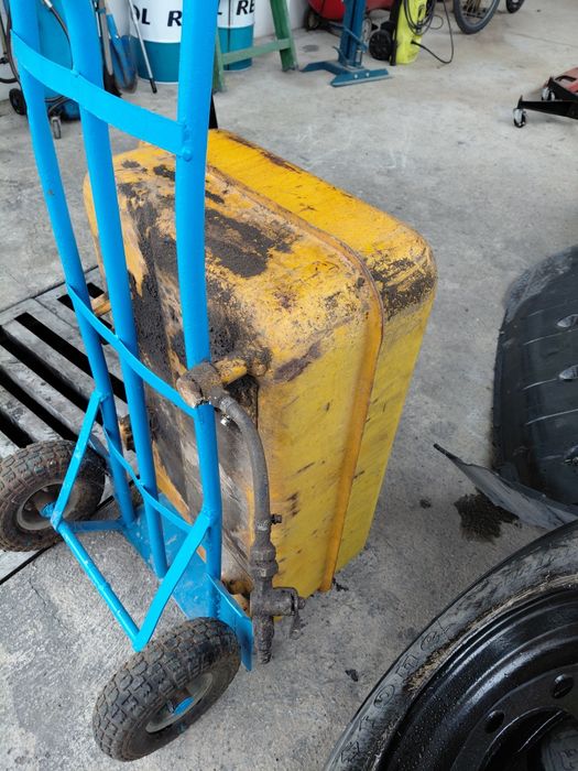 Цистерна 4 куб.и2куб.