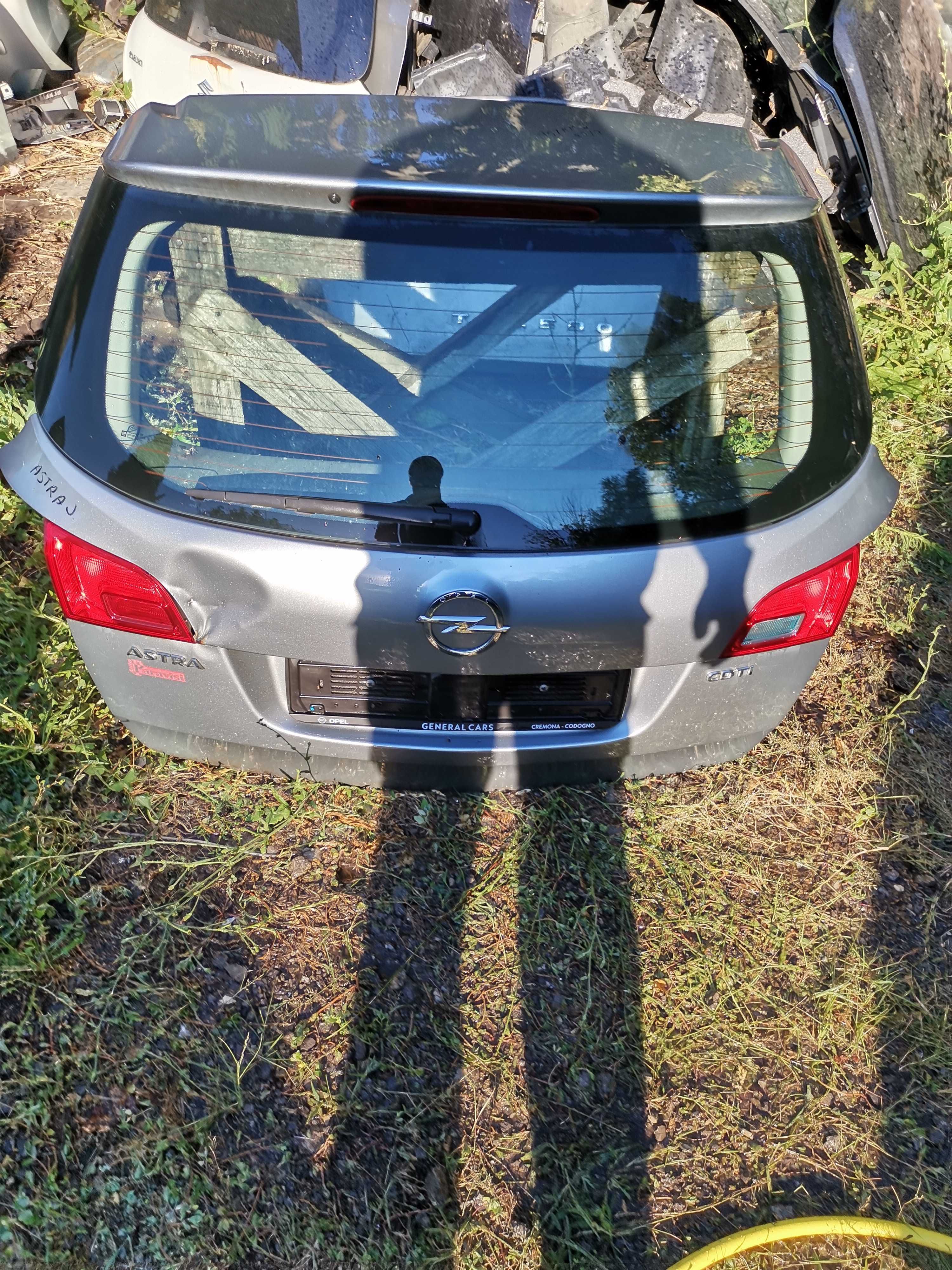 Заден капак багажник за Опел Астра/Opel Astra J 2009-2014 КОМБИ