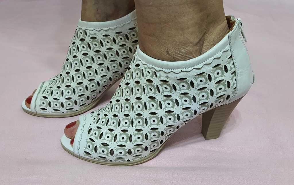 Pantofi eleganti de vara, full piele de la ANDREA CONTI marimea 39