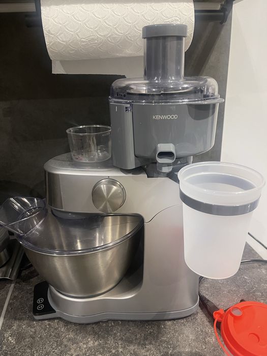 Продам Кухонный комбайн KENWOOD KHC29A