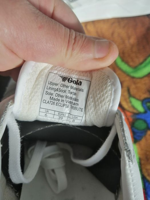 Incaltaminte Gola
