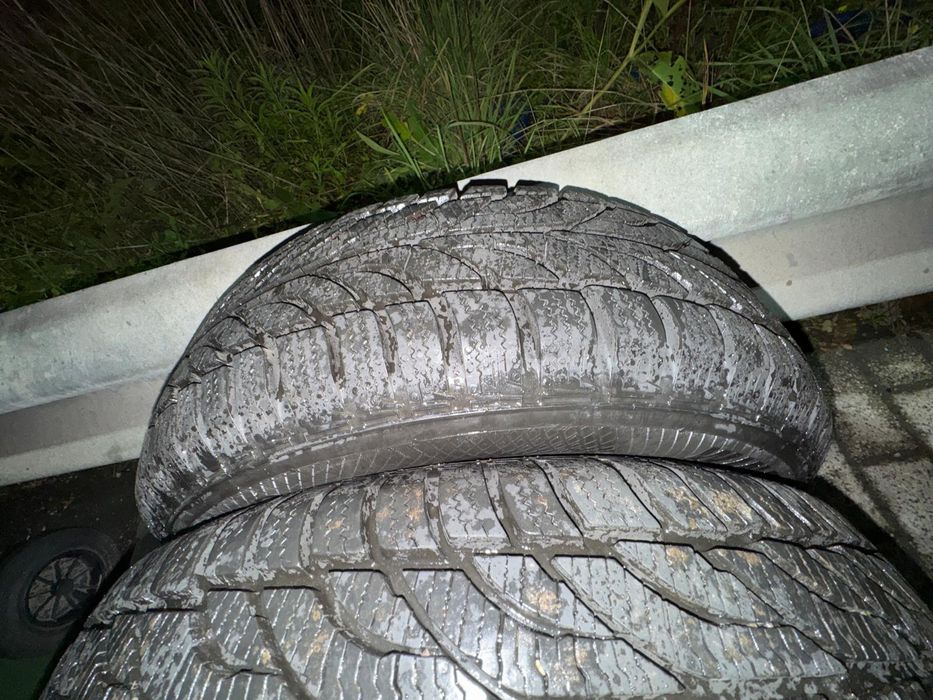 Cauciucuri iarna 185/65 r14